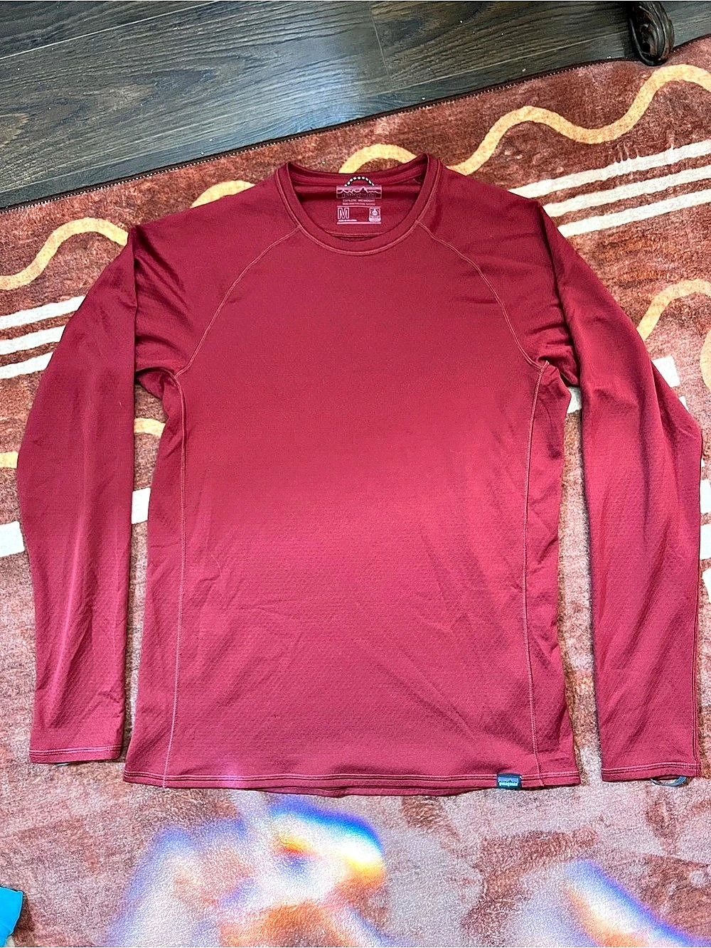 Patagonia Men’s Capilene Midweight Crew Long Sleeve Base Layer Oxide Red Medium